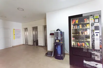 Plano de Piso con Piscina comunitaria