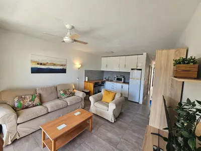 Una cocina o zona de cocina en Apartment with Sea View Close to the beach