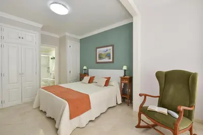 Cama o camas de una habitación en Las Canteras Kant by Villagrancanaria