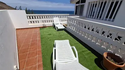 Jardín al aire libre en Villa Vargas Paraiso