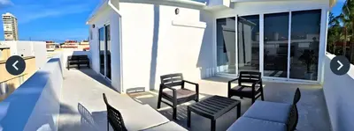 Un balcón o terraza de Oasis en Las Palmas