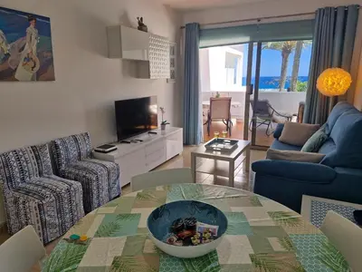 Zona de estar de Aida - apartamento junto a la playa con vistas al océano