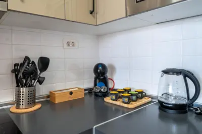 Una cocina o zona de cocina en Canteras Ocean Terrace - Atico con terraza y vistas a las Canteras