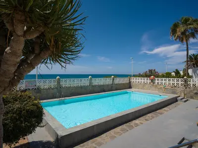 Piscina en o cerca de Nidos Suites San Agustin