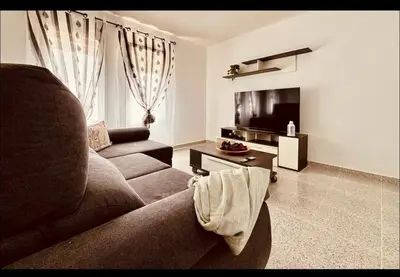 Una televisión o centro de entretenimiento en Castillo Dream en San Bartolome de Tirajana