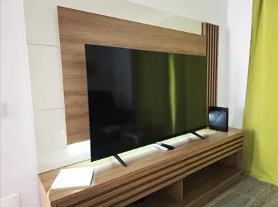 Una televisión o centro de entretenimiento en La Preciosa