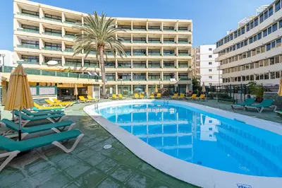 Piscina en o cerca de Beach View Apartment II