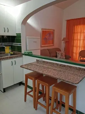 Una cocina o zona de cocina en Golden Views Apartment