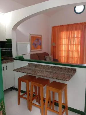 Una cocina o zona de cocina en Golden Views Apartment