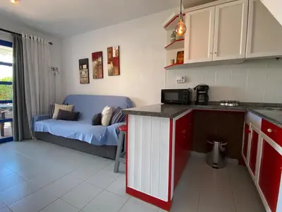 Una cocina o zona de cocina en Sunny poolview bungalow in Maspalomas
