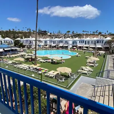 Sunny poolview bungalow in Maspalomas