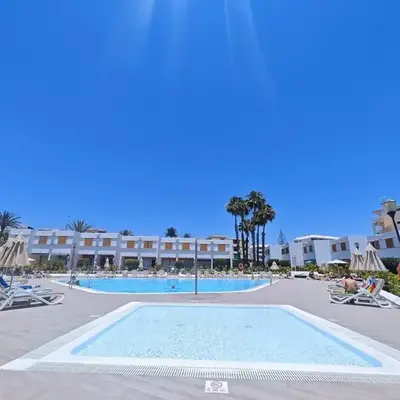 Paradise Brisas