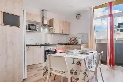 Una cocina o zona de cocina en Tina Canteras Beach