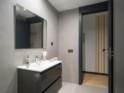 Un baño de Completo Apartamento con gimnasio playa de Las Canteras A1D