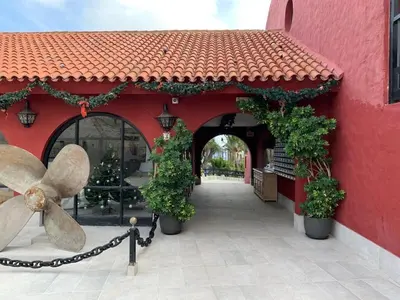 Jardín al aire libre en Apartamento Playa del Águila en 1ª línea de playa