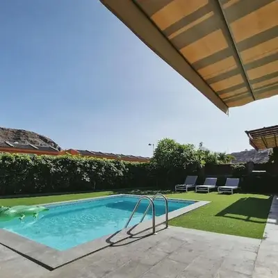 Villa Helene Tauro