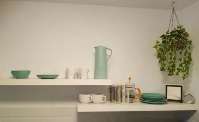 Utensilios para hacer té y café en Ruhige Oase im Sonnenparadies