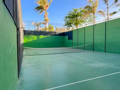 Instalaciones para jugar a tenis o squash en Stunning Villa in Meloneras, Maspalomas o alrededores
