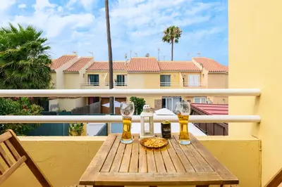 Un balcón o terraza de Bungalow with Terrace BBQ Pool in Maspalomas