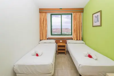 Cama o camas de una habitación en Paradise Hill - Terrace & Seaviews