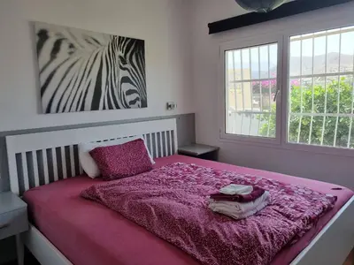 Cama o camas de una habitación en großes Haus mit Garten und Blick auf die kanarische Hügellandschaft