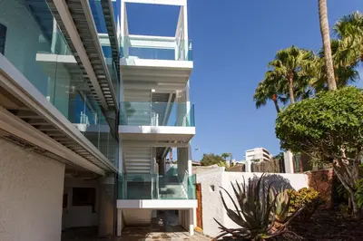 Edificio en el que se encuentra el apartamento