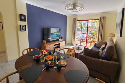 Comida en o cerca de este apartamento