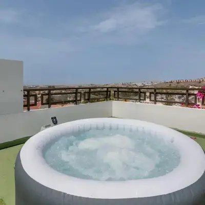 Suite con terraza y jacuzzi privada en Maspalomas