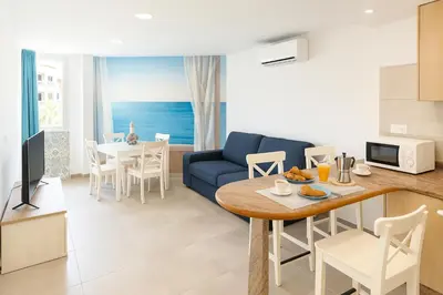 Una cocina o zona de cocina en Seaside Aguila Playa 326