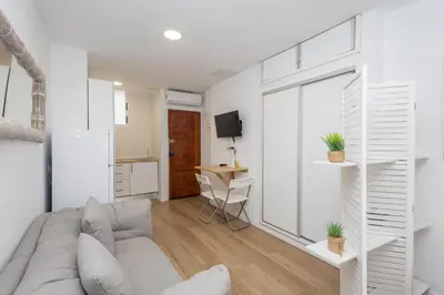 Zona de estar de Cozy Studio Las Canteras - 2min Walk to Beach