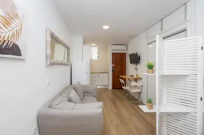 Zona de estar de Cozy Studio Las Canteras - 2min Walk to Beach