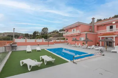 Piscina en o cerca de 4BR Chalet El Romero-Private Pool, Barbecue & Chill