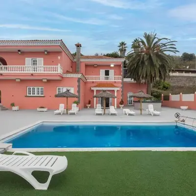 4BR Chalet El Romero-Private Pool