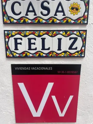 Certificado, premio, señal o documento que está expuesto en Ocean view sunset balcony - near Anfi del Mar