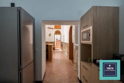 Una cocina o zona de cocina en Albergue Casa Jalou