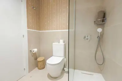 Un baño de Kaiman 6 by Infinity Summer