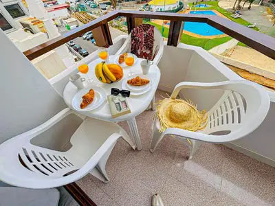 Comida en o cerca de este apartamento