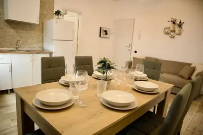 Una cocina o zona de cocina en Modern Flat 6 pax Las Canteras