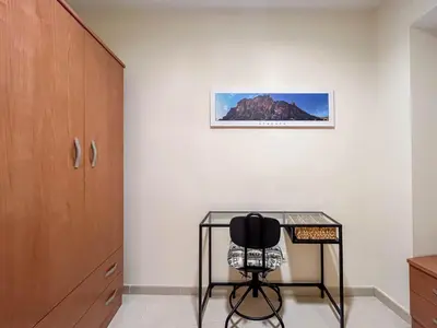 Plano de 2BR Deluxe Shine Flat - 1min Las Canteras