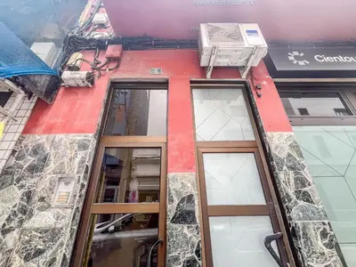 Plano de 2BR Deluxe Shine Flat - 1min Las Canteras
