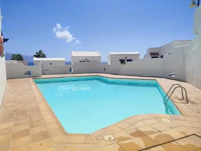 Piscina en o cerca de Acera del Duende-Sardina