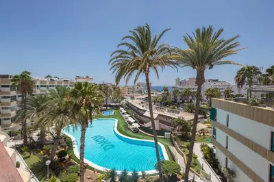 Piscina en o cerca de KOKA Central Flat Playa Ingles-Pool & Views