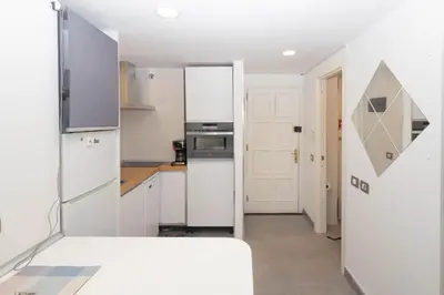 Una cocina o zona de cocina en Cozy Loft & Seaside Views- 1 min Las Canteras