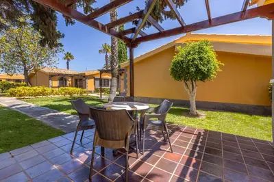 Jardín al aire libre en Maspalomas Resort by Dunas