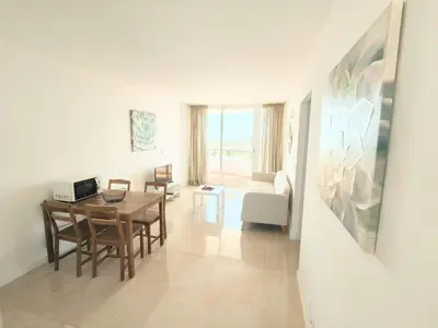 Zona de estar de Blue Atlantic by CASAS COCODRILO