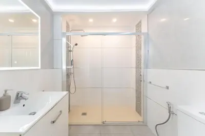 Un baño de Alía Home, Playa, Las Canteras, Centro, Ocio