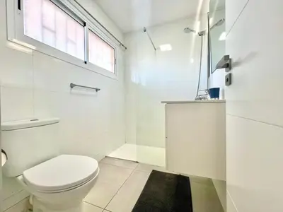 Un baño de Yumbo studio