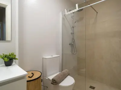Un baño de Canteras City 2