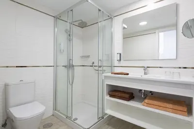 Un baño de Holiday Club Vista Amadores