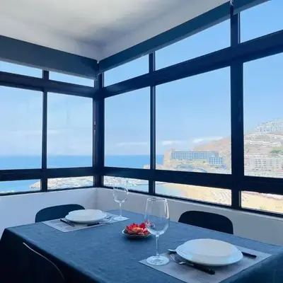 Penthouse on the Ocean by Alquiler de Sueno